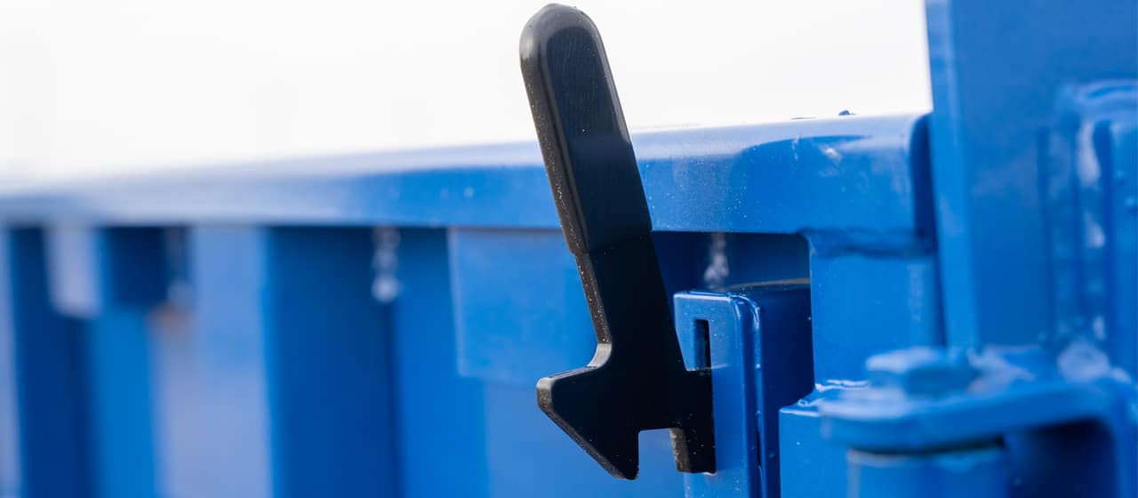 LPT-DUMP-TRAILER-HOLDBACK-LATCH-SYSTEM