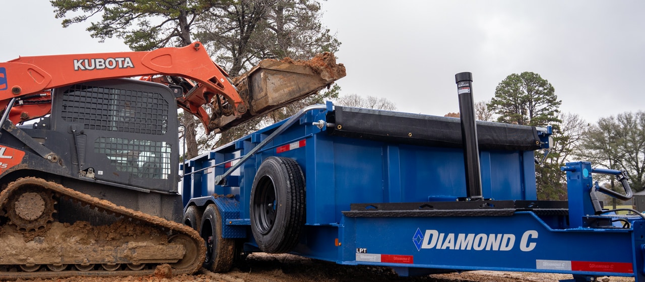 LPT-DUMP-TRAILER-LOADING-ACTION