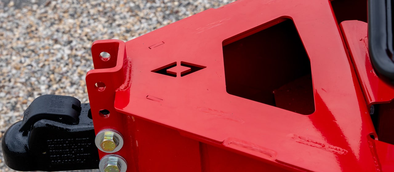 LPT-RED-DUMP-BUMPER-LOGO-CUTOUT